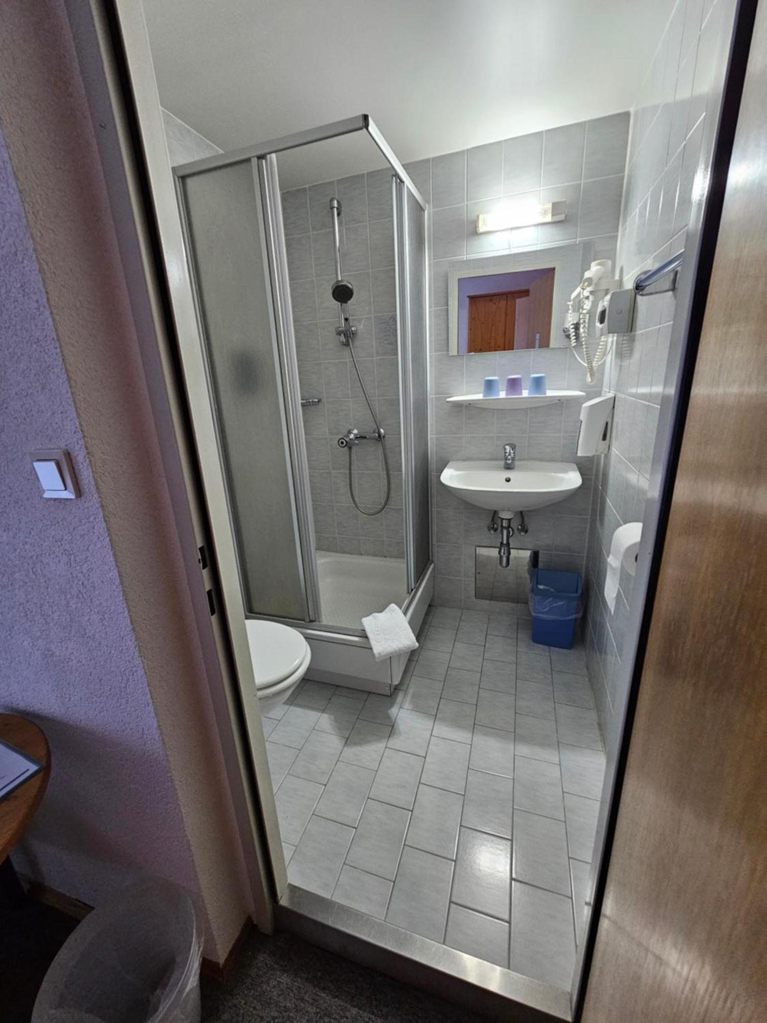 Kurhotel Renona Rehabilitation Semmering Oda fotoğraf